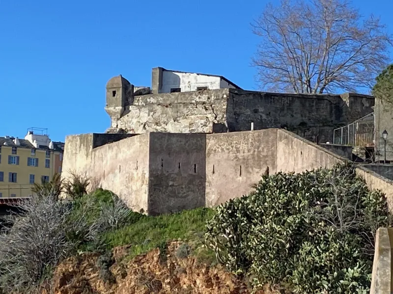 Le bastion Santa Maria de la citadelle de Bastia.